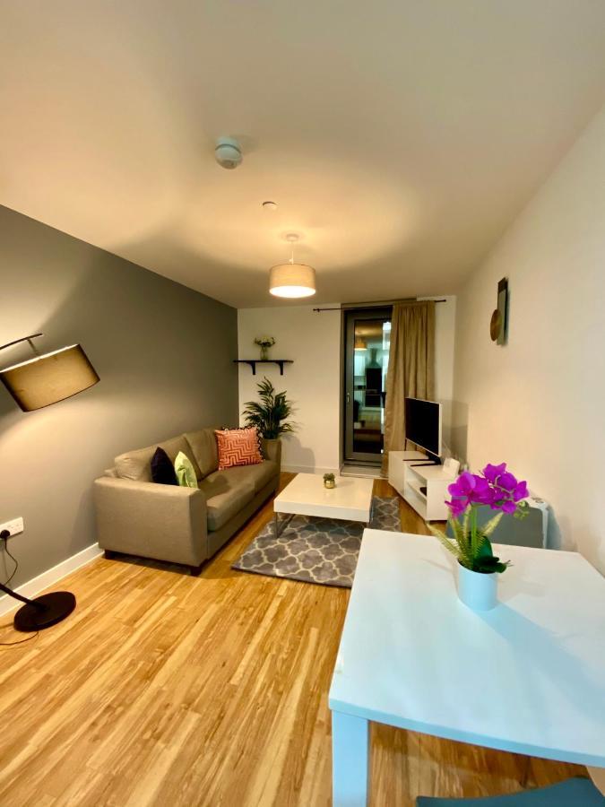 مانشستر Hallsphere - Stunning Apartment Salford Quays المظهر الخارجي الصورة