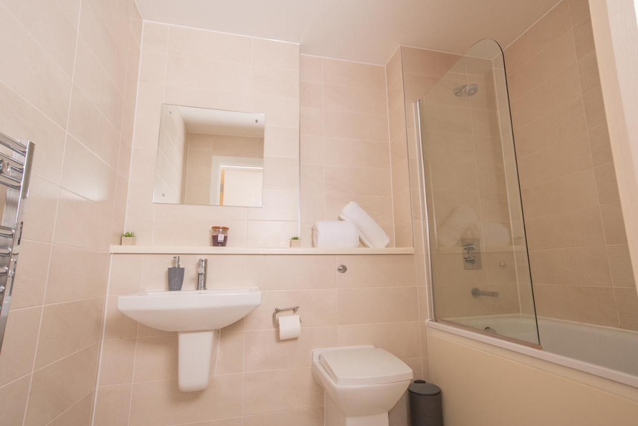 مانشستر Hallsphere - Stunning Apartment Salford Quays المظهر الخارجي الصورة